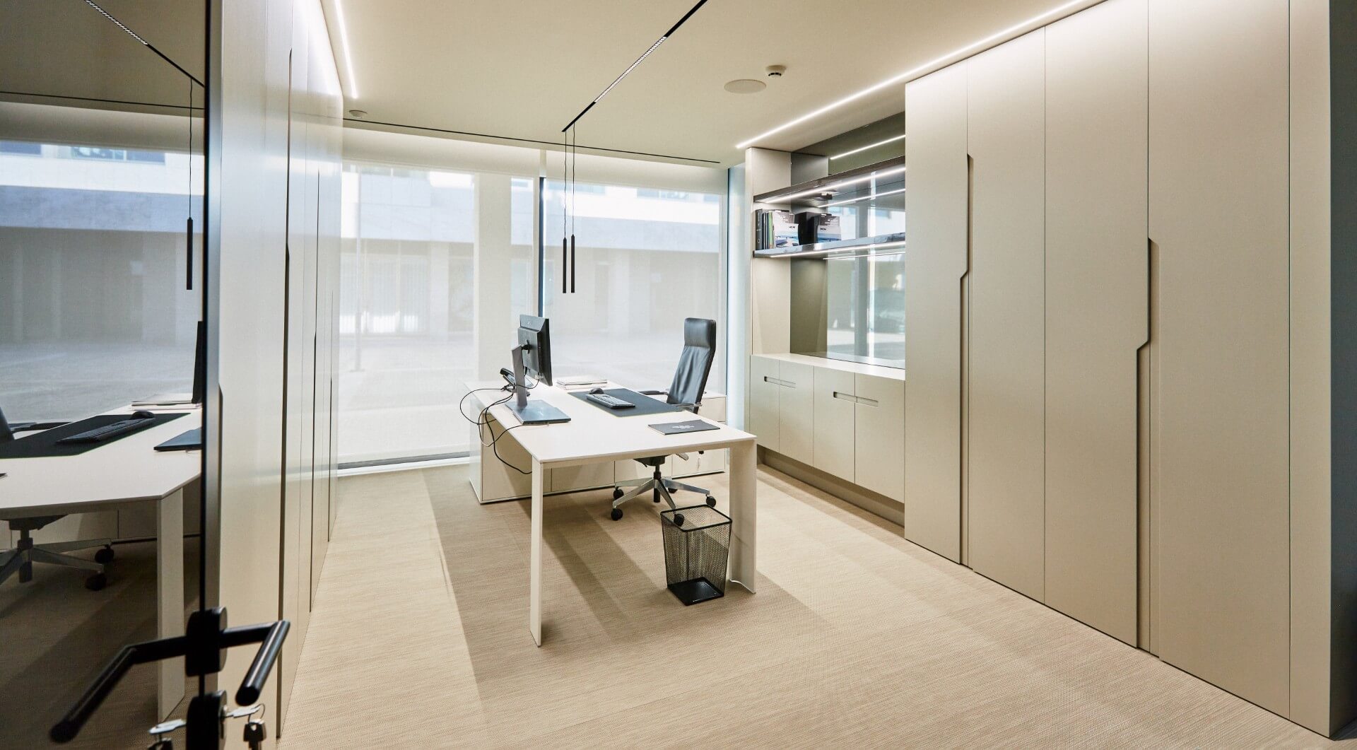 _BI_2616-Large-tinified