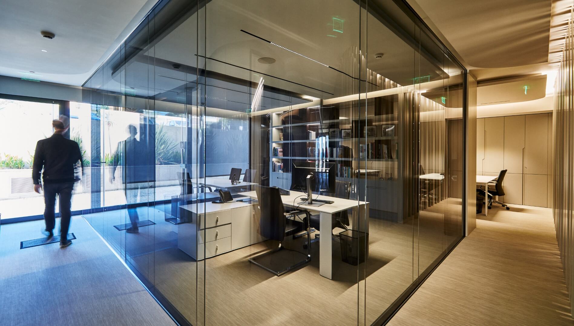 _BI_2648-Large-tinified